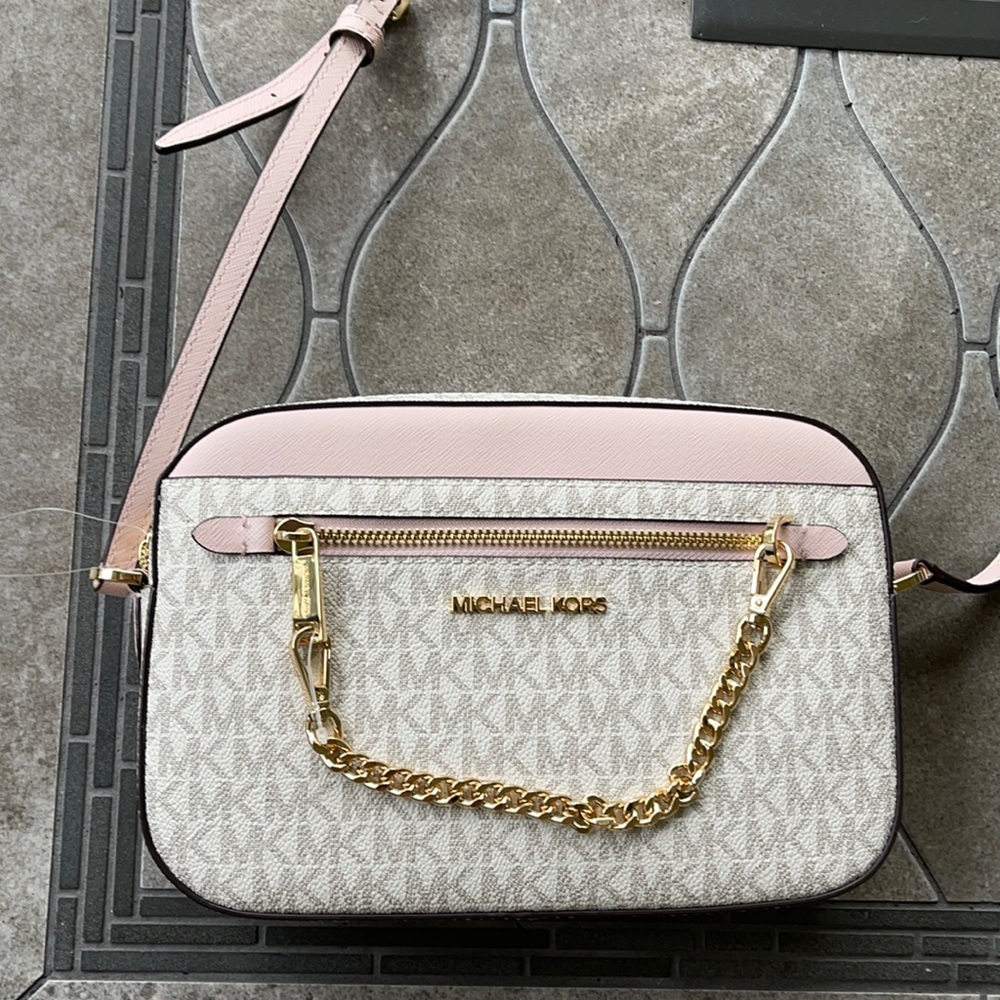 MICHAEL KORS LARGE EAST WEST ZIP CHAIN XBODY POWDER BLUSH MULTI